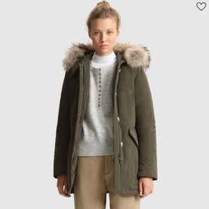 Dark green (olive) Woolrich down coat